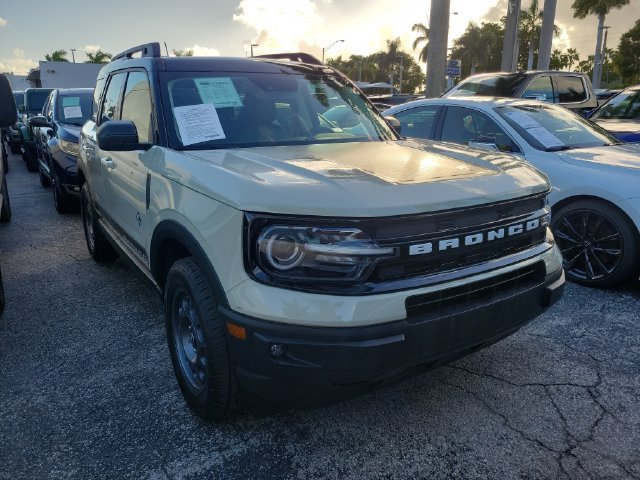 Used 2024 Ford Bronco Sport Outer Banks AWD/4WD image 2