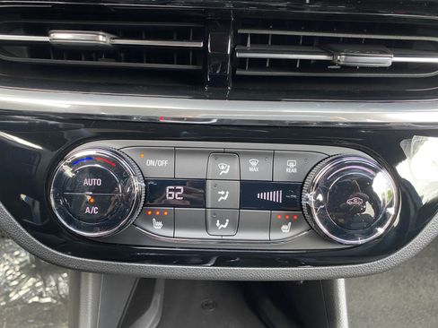 New 2026 Buick Envista Sport Touring w/ Convenience I Package FWD image 26