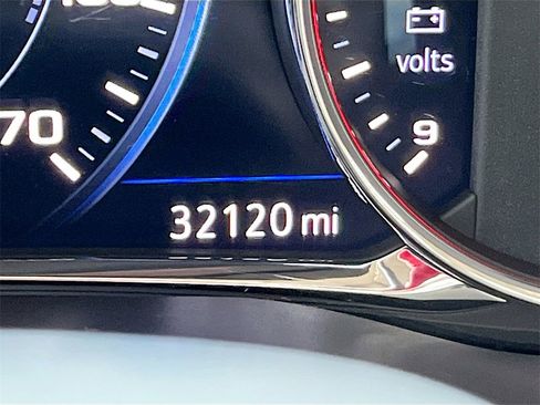 Used 2023 GMC Acadia Denali w/ Denali Ultimate Package image 12