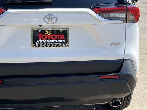 Used 2025 Toyota RAV4 XLE FWD image 6