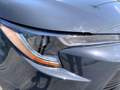Used 2024 Toyota Corolla LE FWD image 27