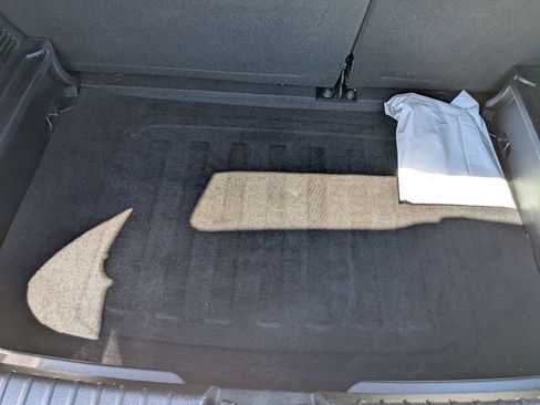 Used 2025 Kia Soul LX w/ LX Technology Package FWD image 20