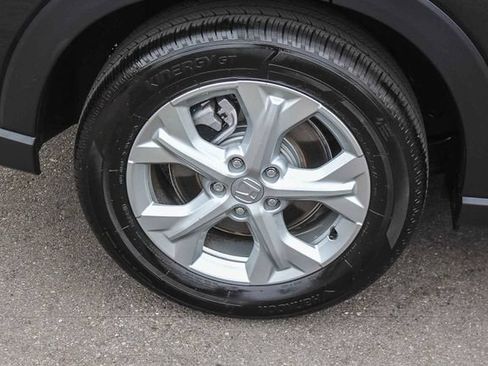 Used 2025 Honda HR-V LX image 12