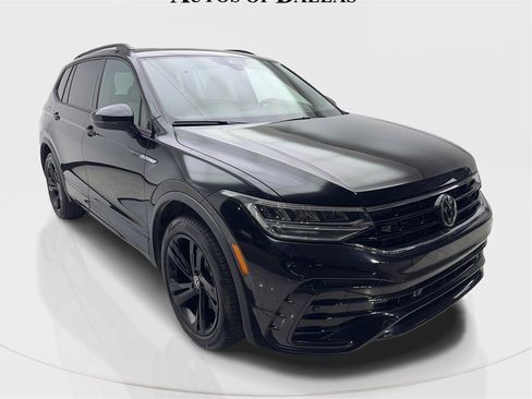 Used 2024 Volkswagen Tiguan SE R-Line image 4