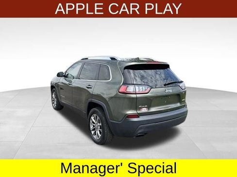 Used 2019 Jeep Cherokee Latitude Plus AWD/4WD image 5