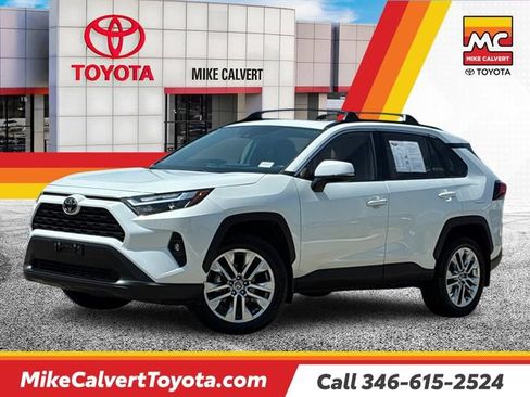 Used 2024 Toyota RAV4 XLE Premium FWD image 1