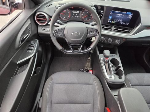 Certified 2024 Chevrolet Trax RS w/ Driver Confidence Package image 12