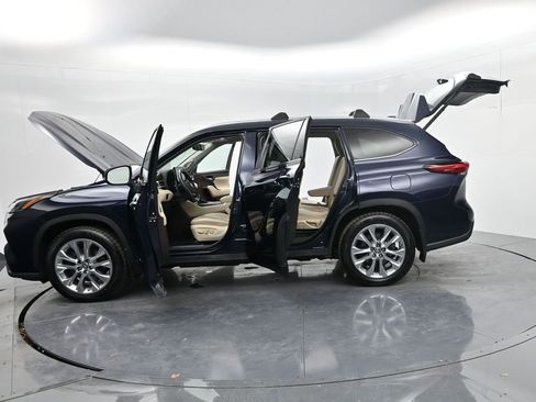 Used 2020 Toyota Highlander Limited image 77