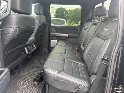 Used 2025 Ford F450 Platinum w/ FX4 Off-Road Package AWD/4WD image 17