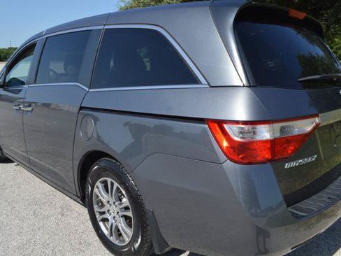 Used 2011 Honda Odyssey EX image 4