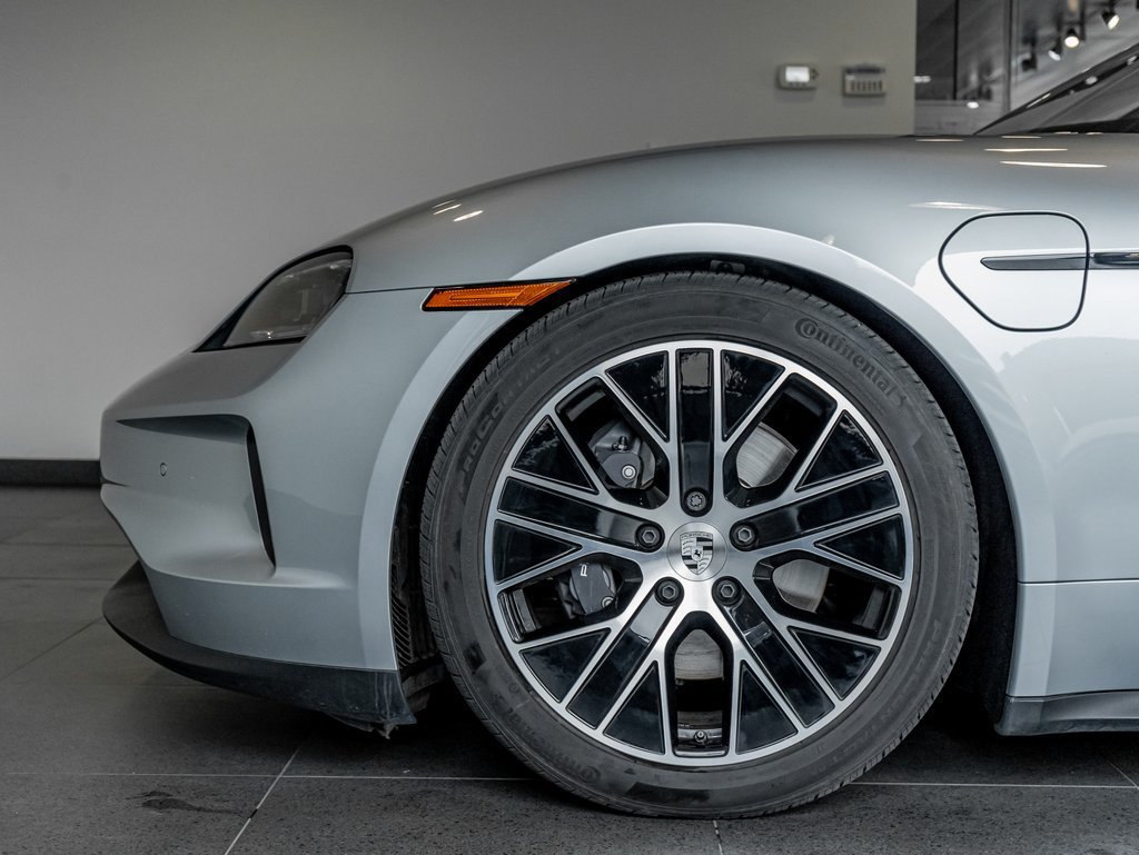Certified 2025 Porsche Taycan RWD image 11