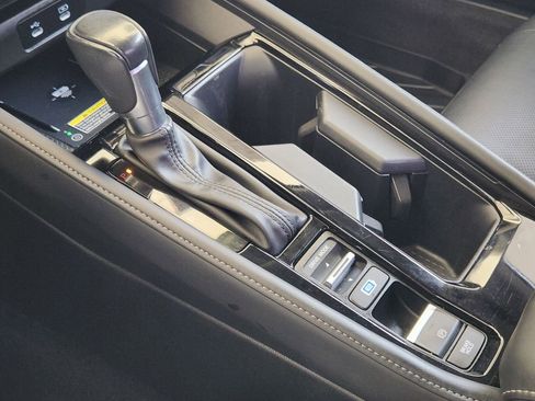 Used 2023 Honda Accord Touring image 19