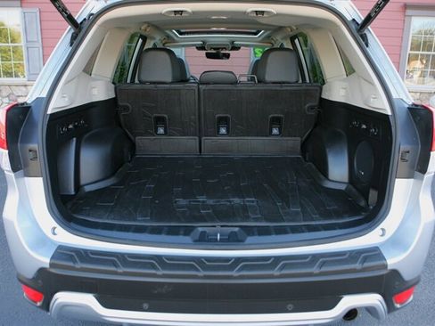 Used 2022 Subaru Forester Touring w/ Popular Package #2 AWD/4WD image 17