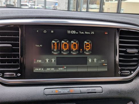 Used 2022 Kia Sportage SX image 19