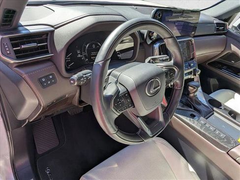 Certified 2024 Lexus LX 600 4WD w/ Luxury Package image 7