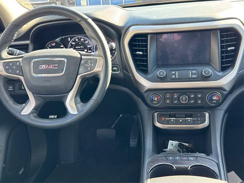 Used 2023 GMC Acadia Denali w/ Denali Technology Package image 19
