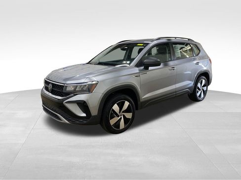 Used 2024 Volkswagen Taos S AWD/4WD image 2