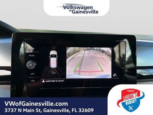 Certified 2025 Volkswagen Taos S FWD image 20