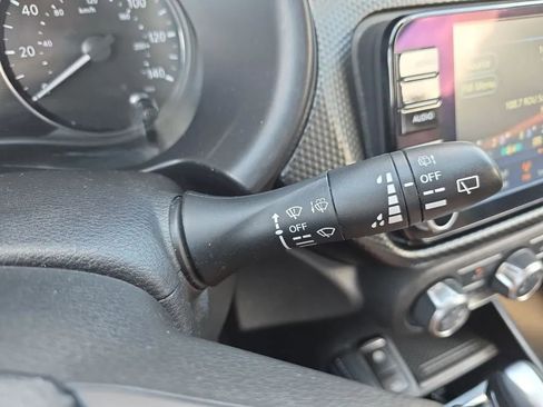 Used 2024 Nissan Kicks SV image 22