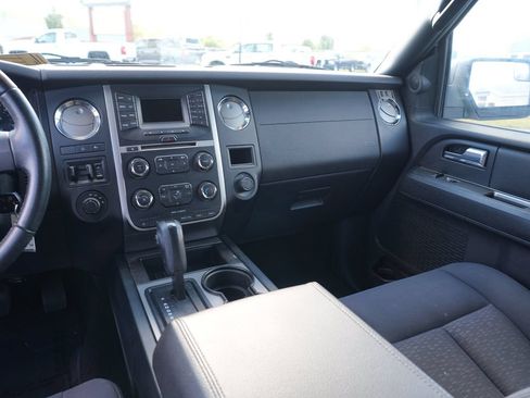 Used 2017 Ford Expedition XL w/ Equipment Group 101A AWD/4WD image 20