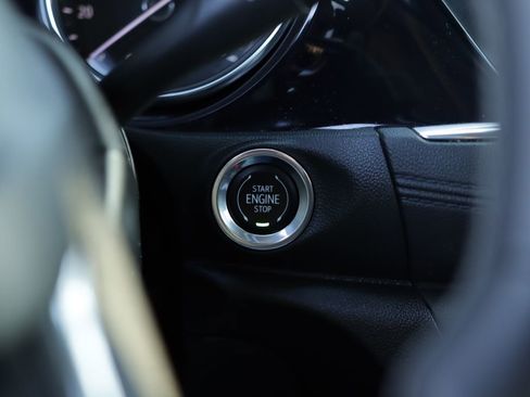 Used 2023 Buick Encore GX Preferred w/ Cold Weather Comfort Package image 17