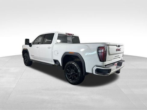 Used 2025 GMC Sierra 2500 AT4 w/ AT4 Premium Plus Package AWD/4WD image 4