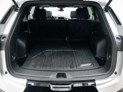 Used 2022 Chevrolet Blazer RS w/ Enhanced Convenience Package image 9