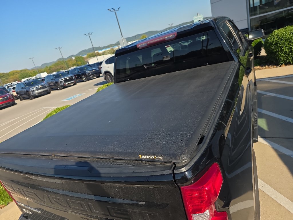 Used 2019 Chevrolet Silverado 1500 LT w/ All-Star Edition AWD/4WD image 8