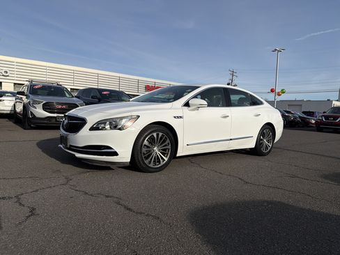 Used 2017 Buick LaCrosse Preferred image 1