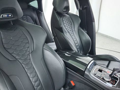 Used 2020 BMW X6 M Competition w/ Executive Package image 35