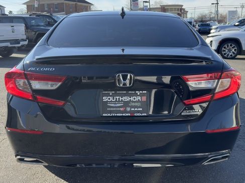 Used 2021 Honda Accord Sport Special Edition image 6