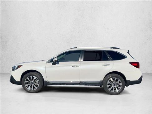 Used 2018 Subaru Outback 3.6R Touring w/ Popular Package #3 image 8