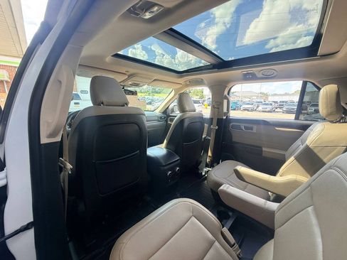 Used 2020 Ford Explorer XLT w/ Equipment Group 202A AWD/4WD image 24