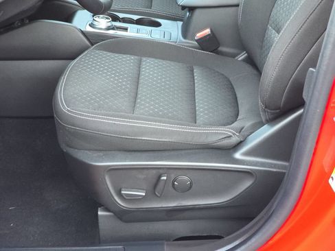 Used 2024 Ford Escape Active w/ Cold Weather Package FWD image 30