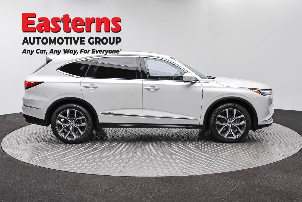 Used 2023 Acura MDX w/ Technology Package AWD/4WD image 5