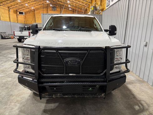 Used 2023 Ford F250 XL w/ FX4 Off-Road Package AWD/4WD image 7