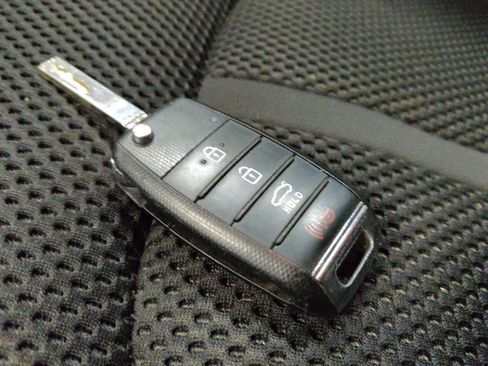 Used 2019 Kia Optima LX FWD image 32