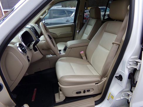 Used 2008 Ford Explorer Sport Trac Limited image 35