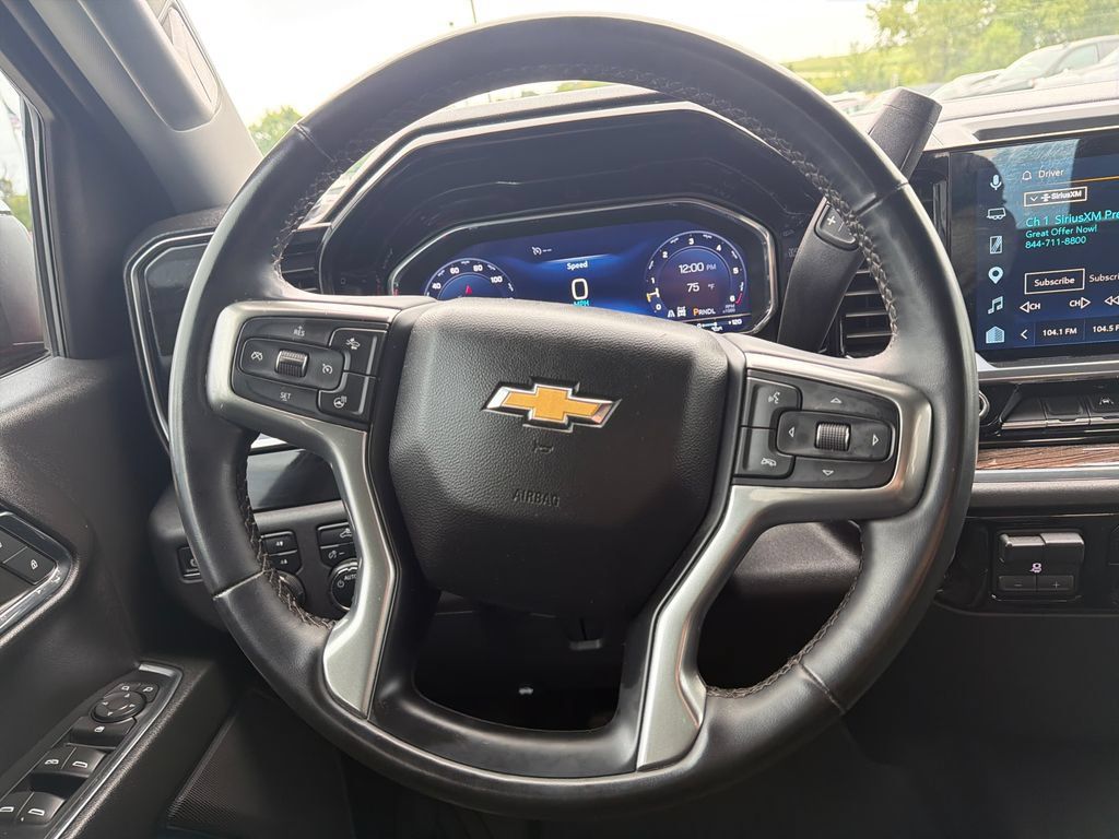 Certified 2023 Chevrolet Silverado 1500 LT w/ Z71 Off-Road Package AWD/4WD image 13