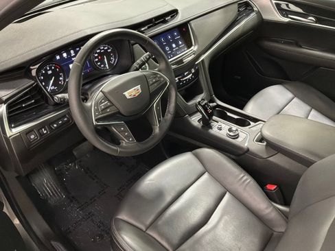 Used 2024 Cadillac XT5 Premium Luxury w/ Technology Package AWD/4WD image 15