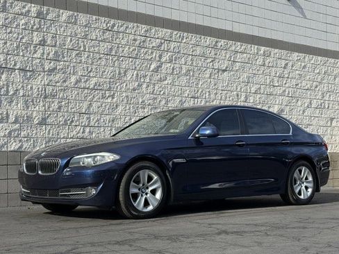 Used 2011 BMW 528i Sedan image 1