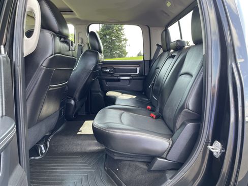 Used 2015 RAM 1500 Laramie w/ Convenience Group AWD/4WD image 23