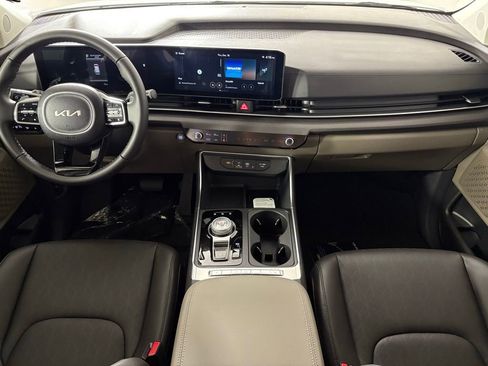 New 2026 Kia Carnival EX image 33