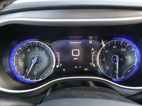 New 2026 Chrysler Pacifica Select image 15