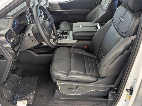 New 2025 Ford F150 Platinum w/ FX4 Off-Road Package image 4