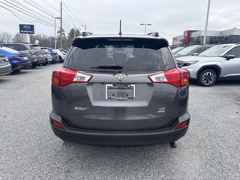 Used 2014 Toyota RAV4 LE image 8