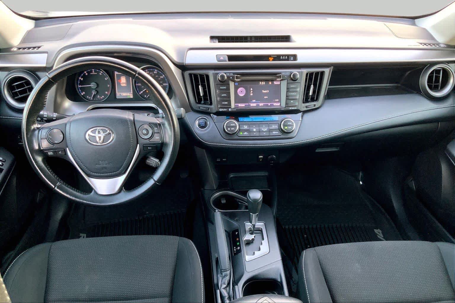 Used 2018 Toyota RAV4 XLE w/ Plus Extra Value Package AWD/4WD image 15