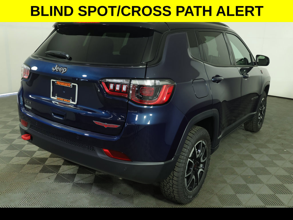 New 2026 Jeep Compass Trailhawk AWD/4WD image 9