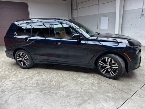 New 2026 BMW X7 xDrive40i image 6
