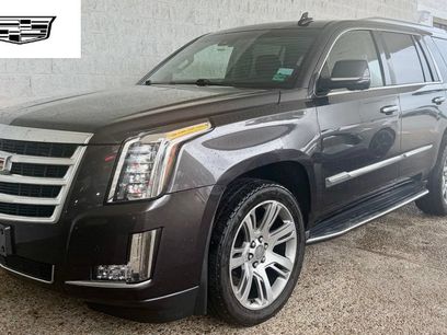 Used 2016 Cadillac Escalade Luxury